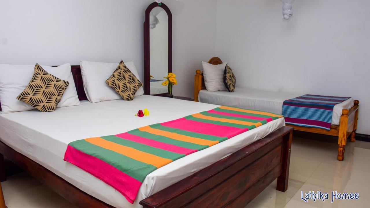 Lathika Homes シギリヤ エクステリア 写真